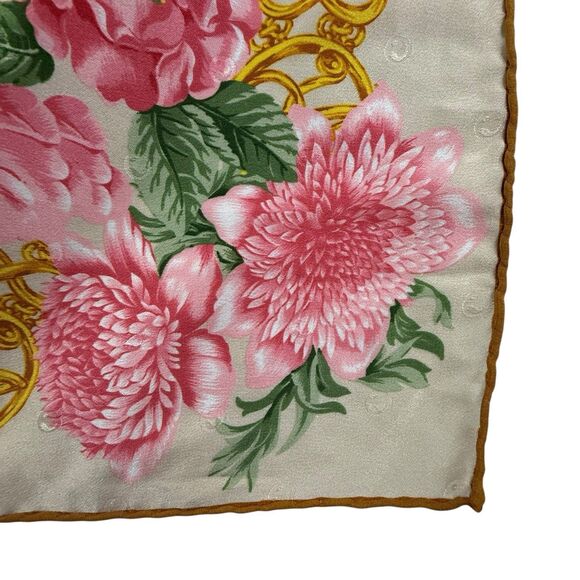 Nina Ricci Floral Pink Silk Scarf 33 Inch Hand Rolled Hem BEAUTIFUL Beige RARE - Picture 2 of 9